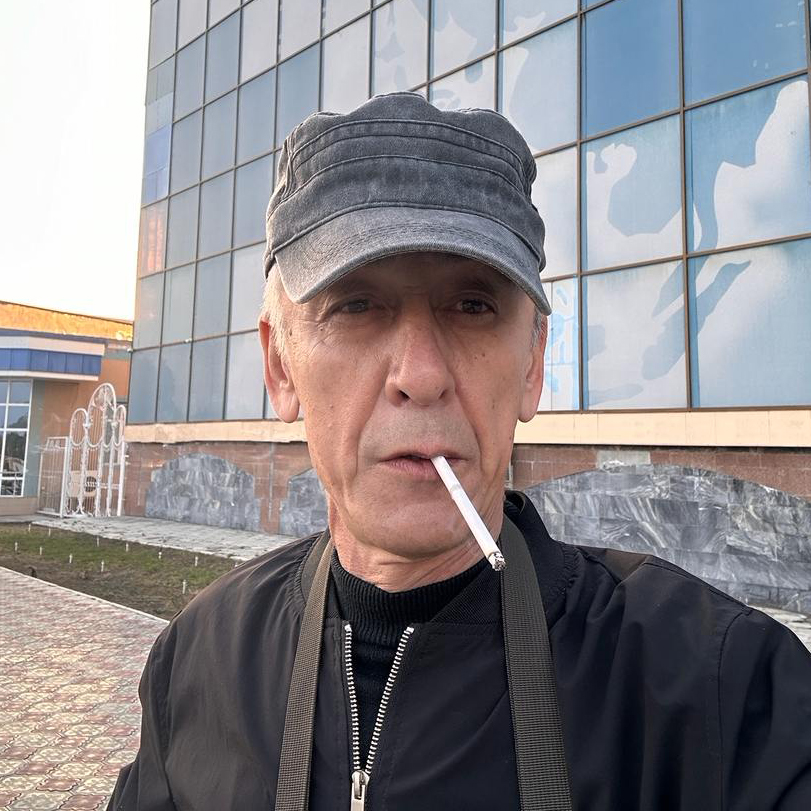 Анзор Бухарский
